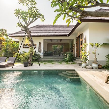 Villa Nya Ubud Esterno foto